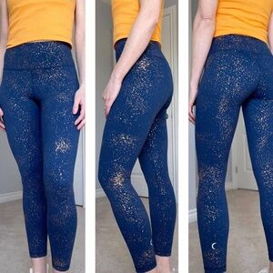 Zyia Navy Stay Gold 7/8 light n tight Leggings